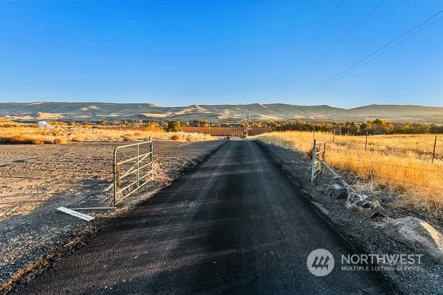 $675,000 | 172701 West North River Road, Prosser, WA 99350