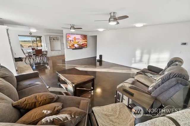 $675,000 | 172701 West North River Road, Prosser, WA 99350