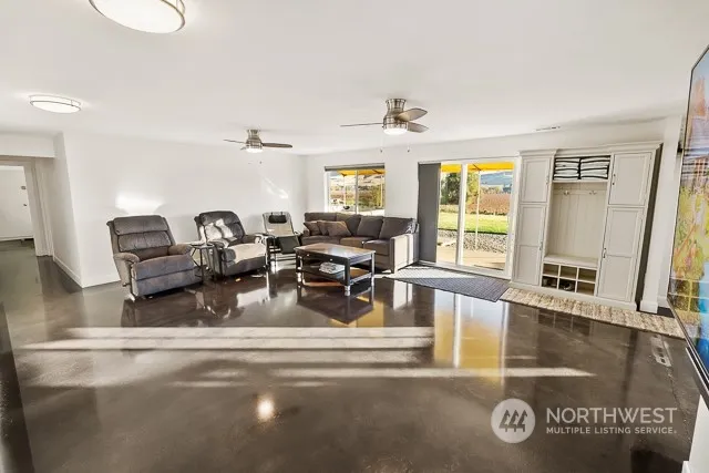 $675,000 | 172701 West North River Road, Prosser, WA 99350