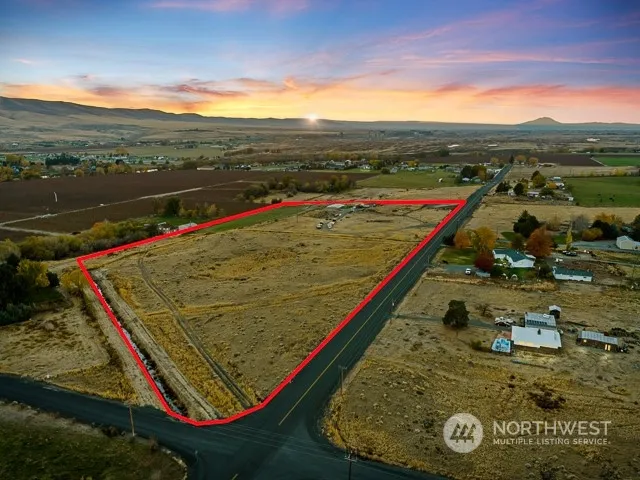 $675,000 | 172701 West North River Road, Prosser, WA 99350