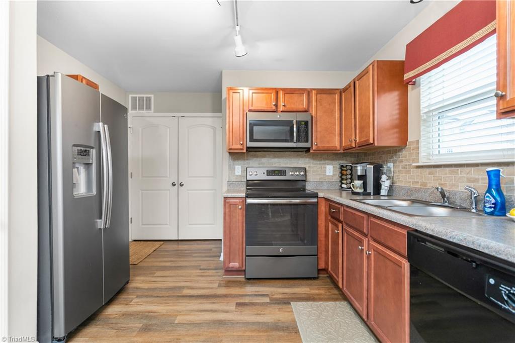 315 Huckleberry Loop Mebane, NC 27302 - Photo 12 of 36