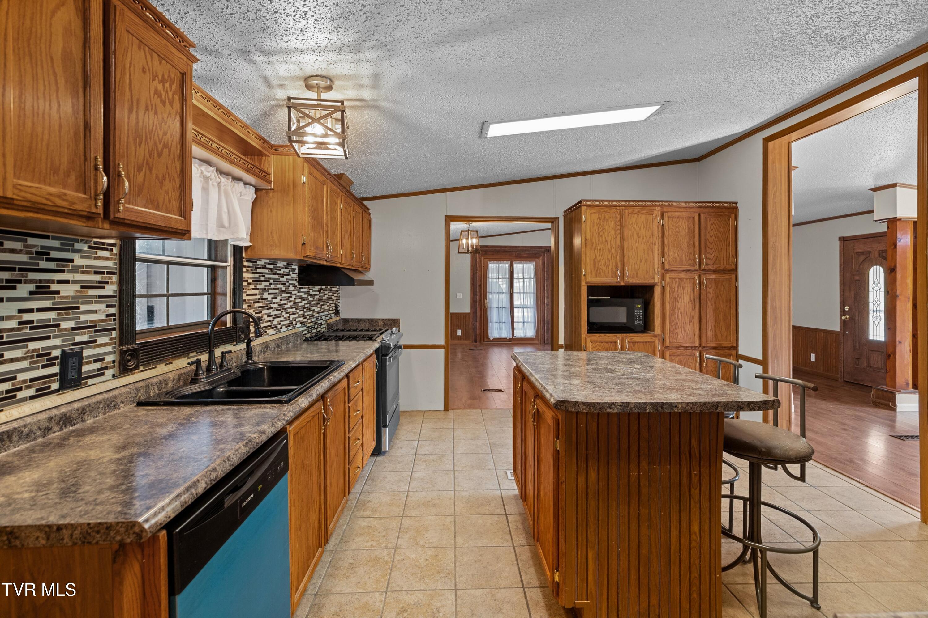 299 Phillips Town Road Bulls Gap, TN 37711 - Photo 14 of 52 018-299PhillipsTownRoad-BullsGap-TN-3771