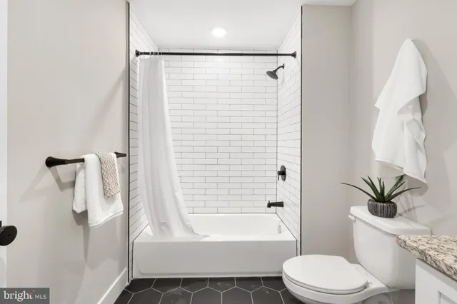 $1,295 | 1924 North Front Street, Unit 207, Philadelphia, PA 19122