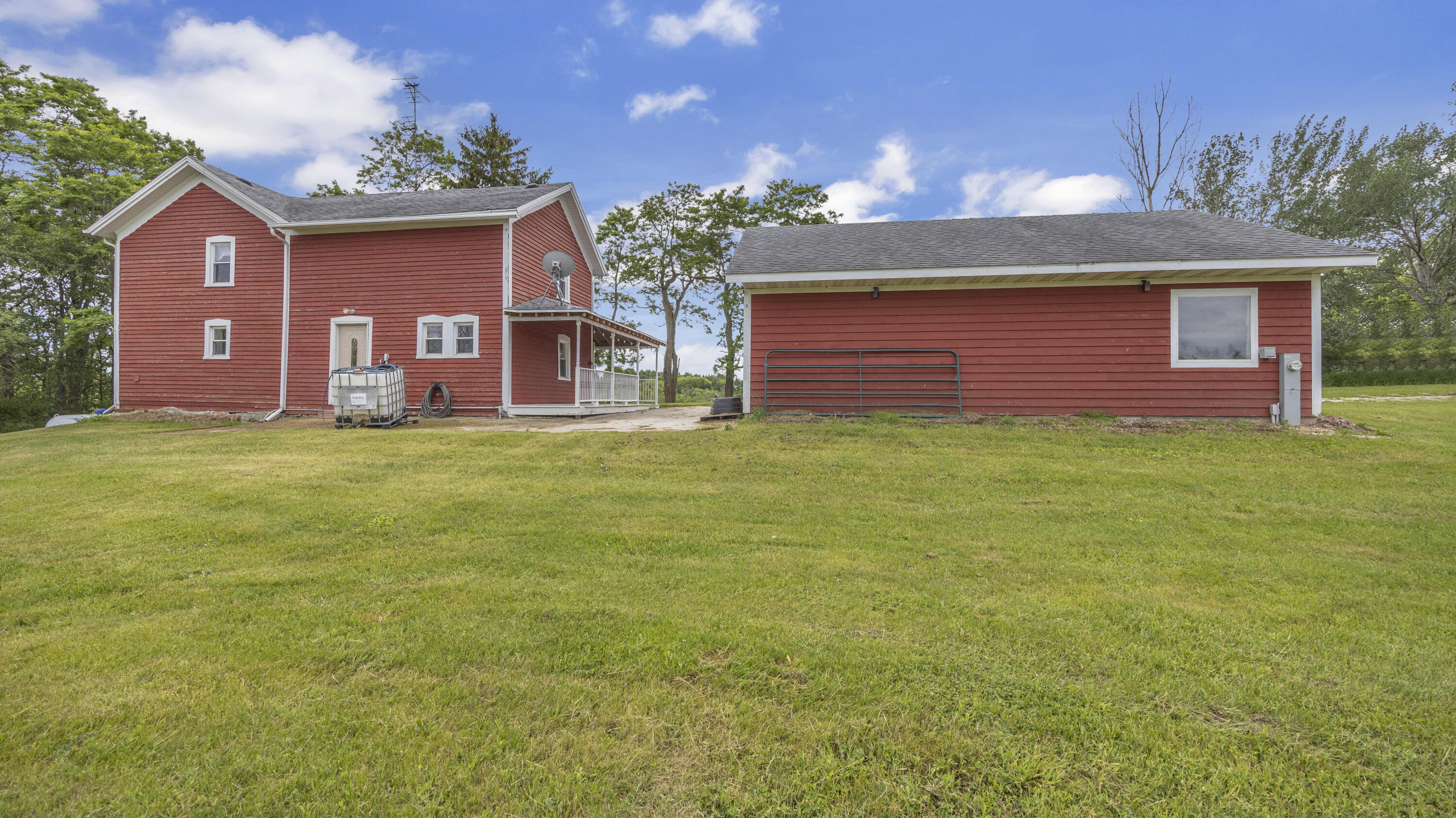 W4568 County Rd F Lyndon, WI 53093 - Photo 11 of 32 Back Yard 1-1