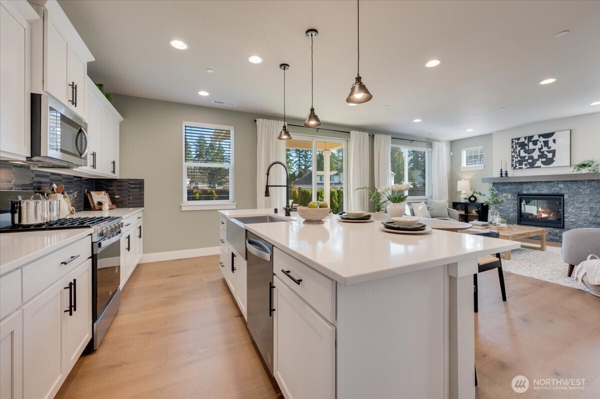 18186 136th Place Southeast Renton, WA 98058 - Photo 11 of 30 Gallery Image 11