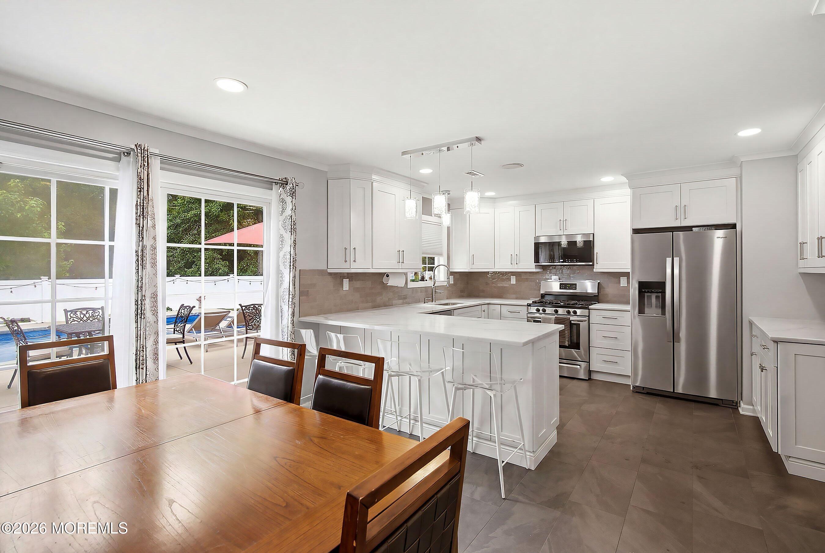 7 Cidermill Court Howell, NJ 07731 - Photo 8 of 34 07-Dining
