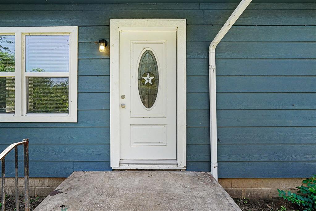 1327 35th Street Wichita Falls, TX 76302 - Photo 3 of 25