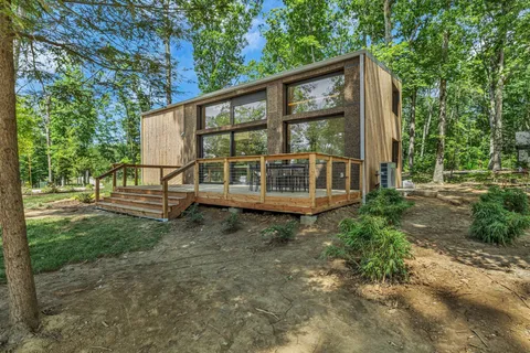 $499,900 | 36 Waters Edge Way, Unit B, Tracy City, TN 37387