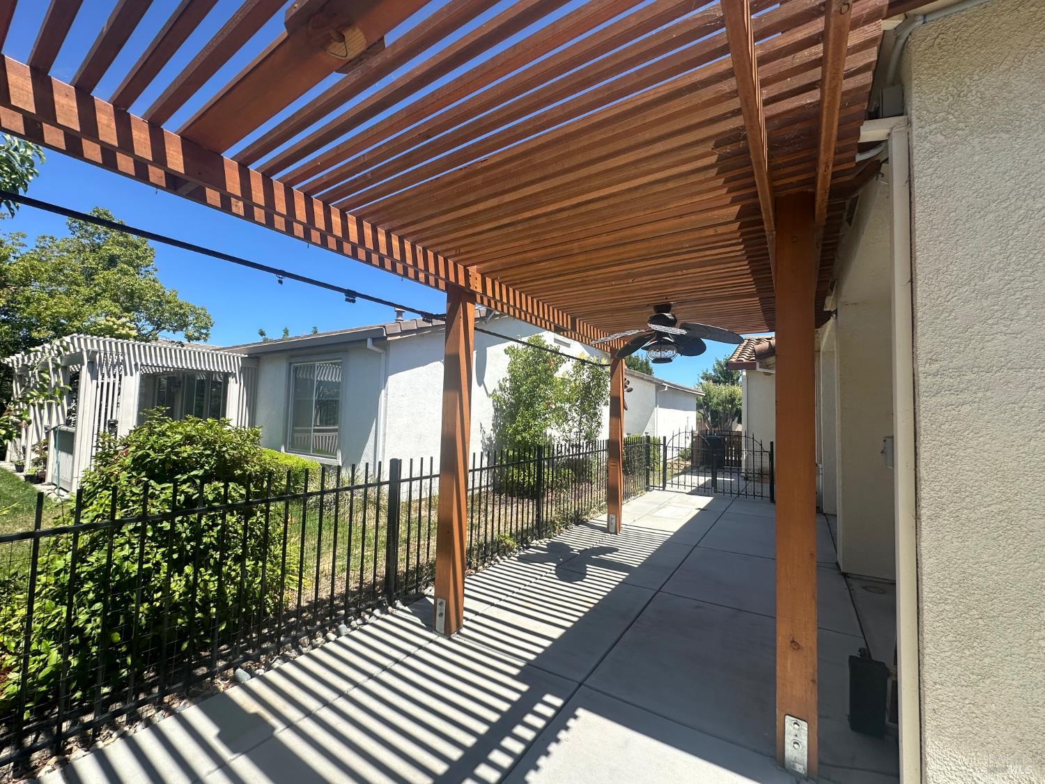107 Riviera Drive Rio Vista, CA 94571 - Photo 4 of 15