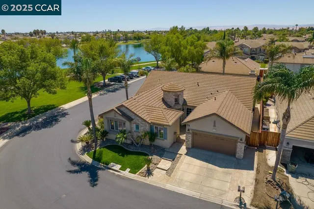 $725,000 | 2078 Bridgeport Loop, Discovery Bay, CA 94505