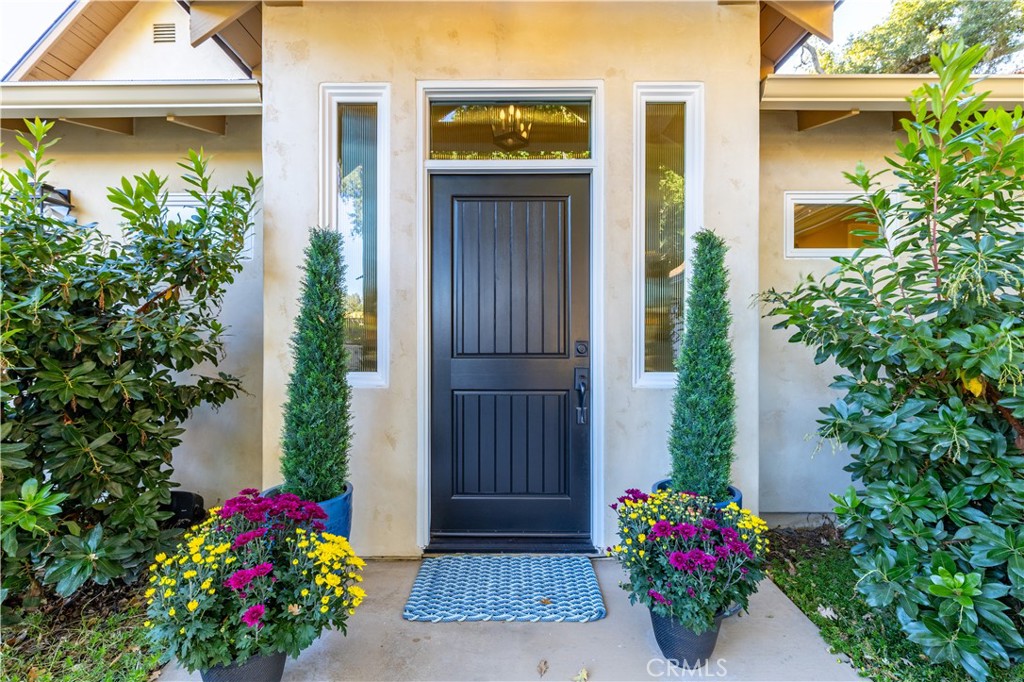 1545 Willow Creek Road Paso Robles, CA 93446 - Photo 8 of 52 Welcoming front entry that sets the tone for the home’s timeless design.