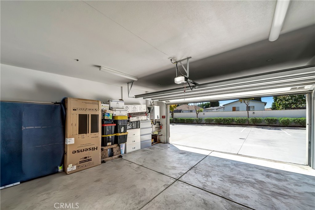 8427 Tweedy Lane Downey, CA 90240 - Photo 16 of 19