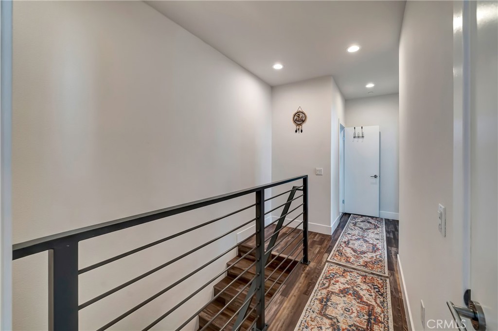 8427 Tweedy Lane Downey, CA 90240 - Photo 9 of 19