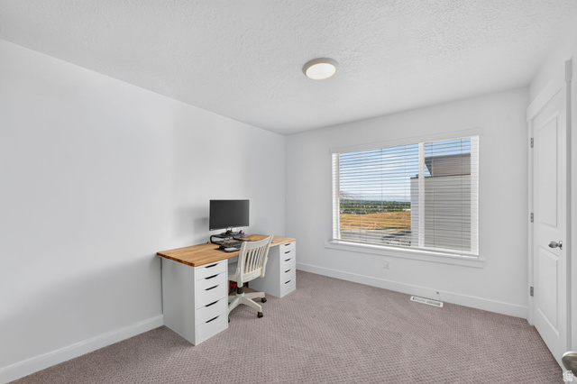 1639 East Indigo Loop Layton, UT 84040 - Photo 19 of 28