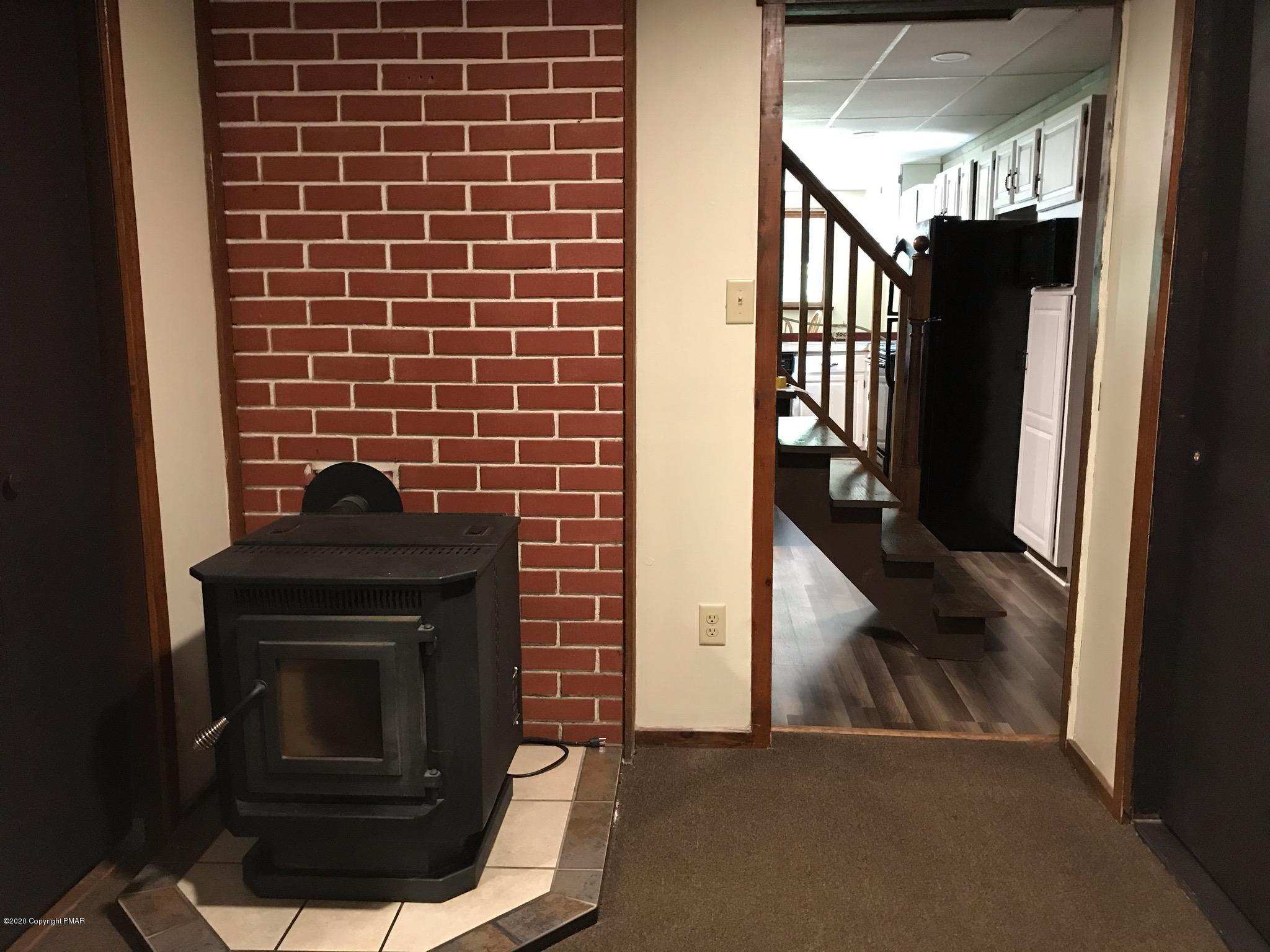 PELLET STOVE