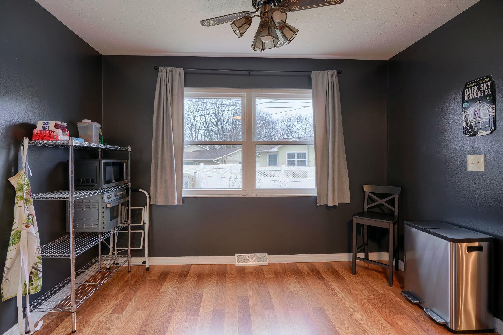 239 Dunbarton Road Columbus, OH 43230 - Photo 21 of 51 Room for a table in this kitchen