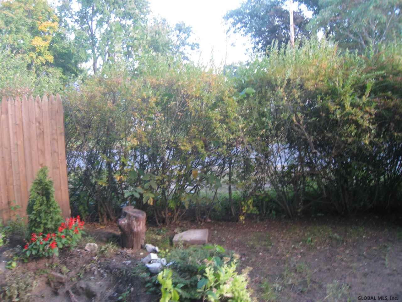 455 Manchester Road Schenectady, NY 12304 - Photo 3 of 4 Photo 3
