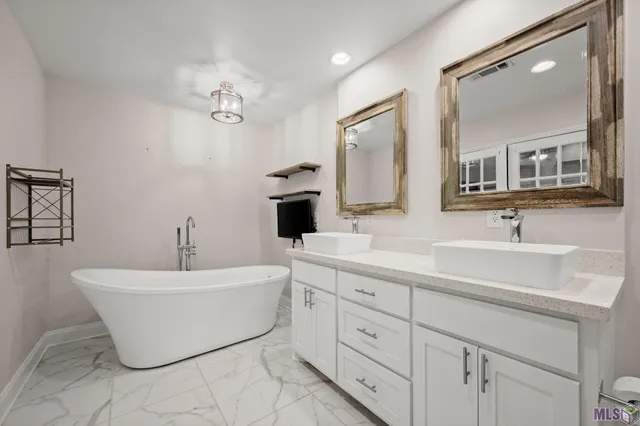 $369,900 | 12044 Cline Drive, Baker, LA 70714