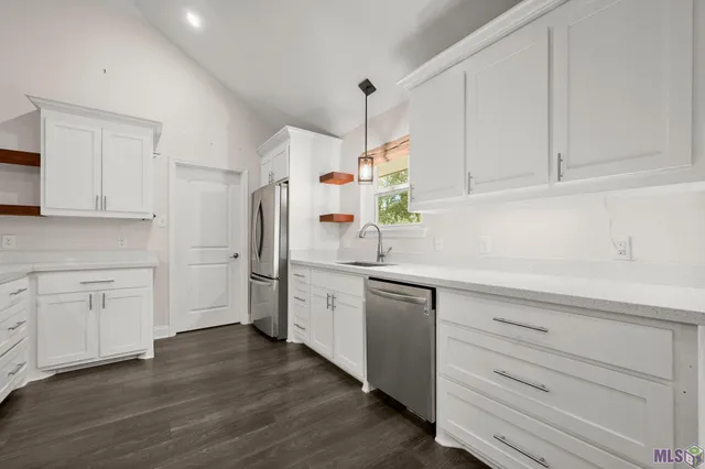 $369,900 | 12044 Cline Drive, Baker, LA 70714