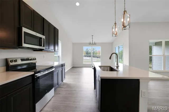 $356,683 | 2304 Fernau Court, Florissant, MO 63031