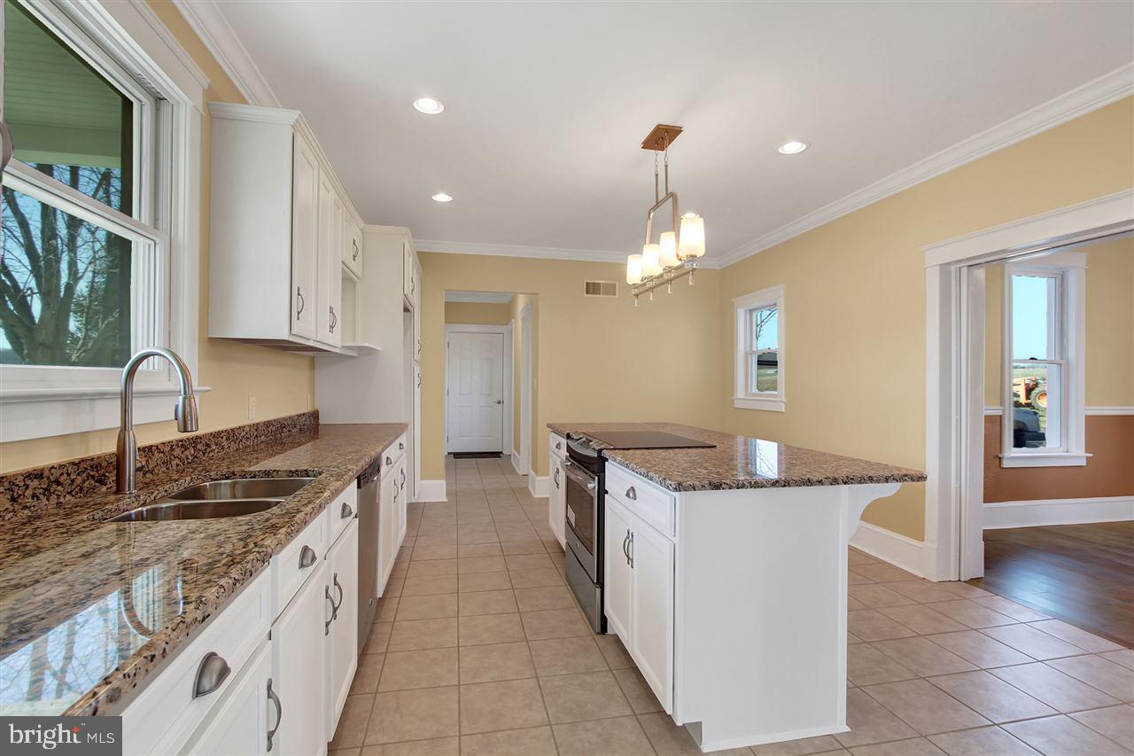 8331 Rock Jim Road Stewartstown, PA 17363 - Photo 6 of 25 Gallery Image 6