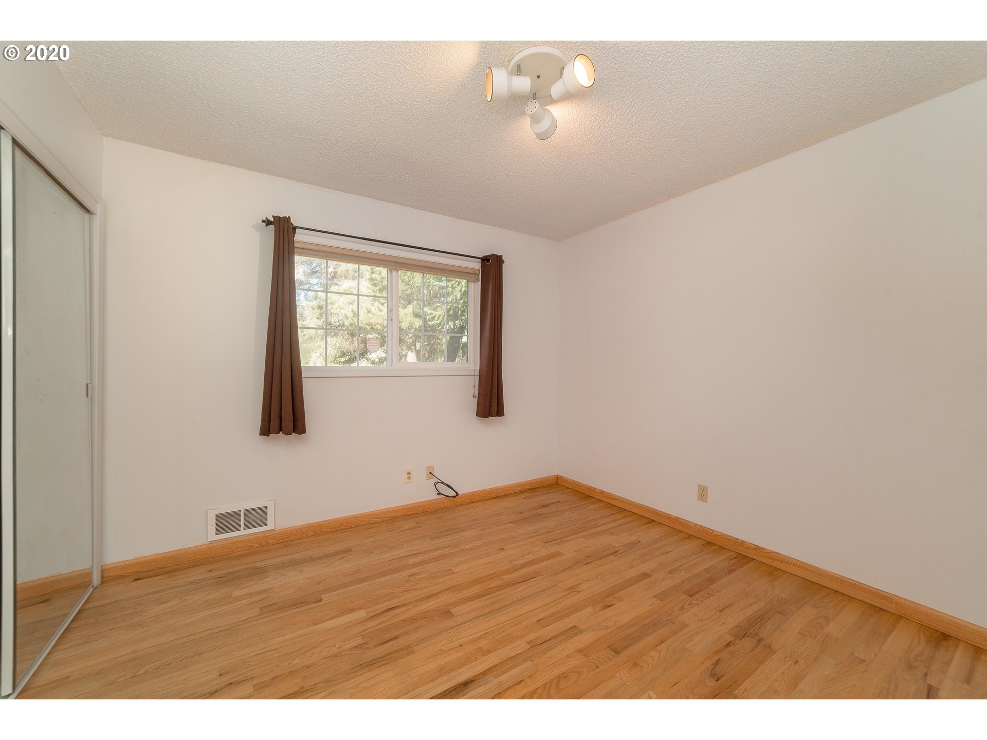492 Haussler Road Kelso, WA 98626 - Photo 16 of 25 Gallery Image 16