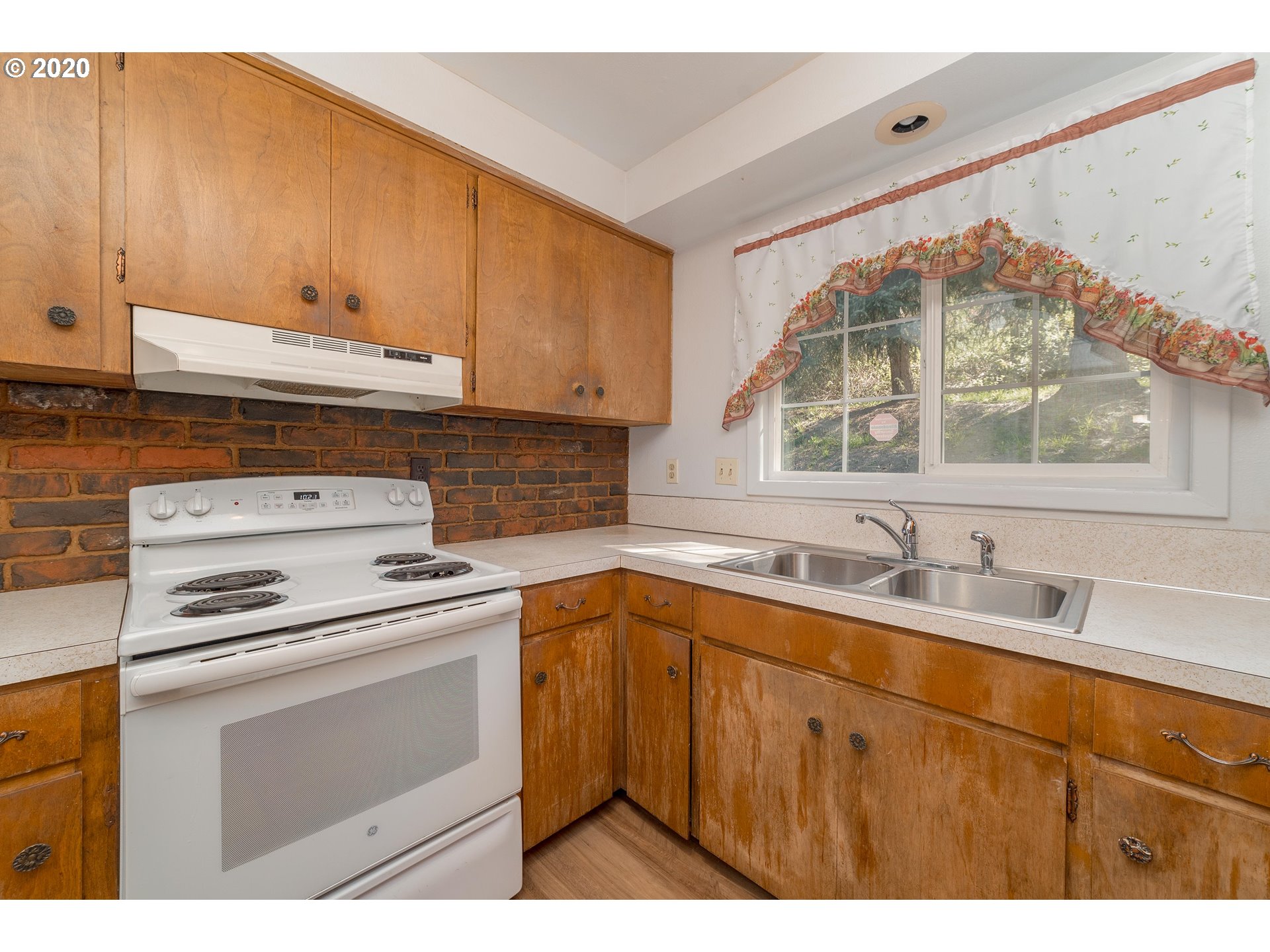 492 Haussler Road Kelso, WA 98626 - Photo 5 of 25 Gallery Image 5