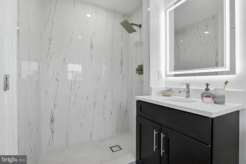 $520,000 | 402 Woodcrest Drive Southeast, Washington, DC 20032