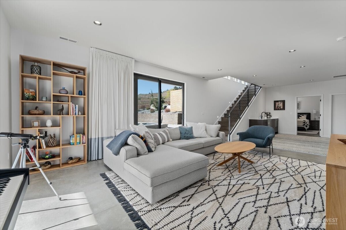 140 Clos Chevalle Road Chelan, WA 98816 - Photo 32 of 40