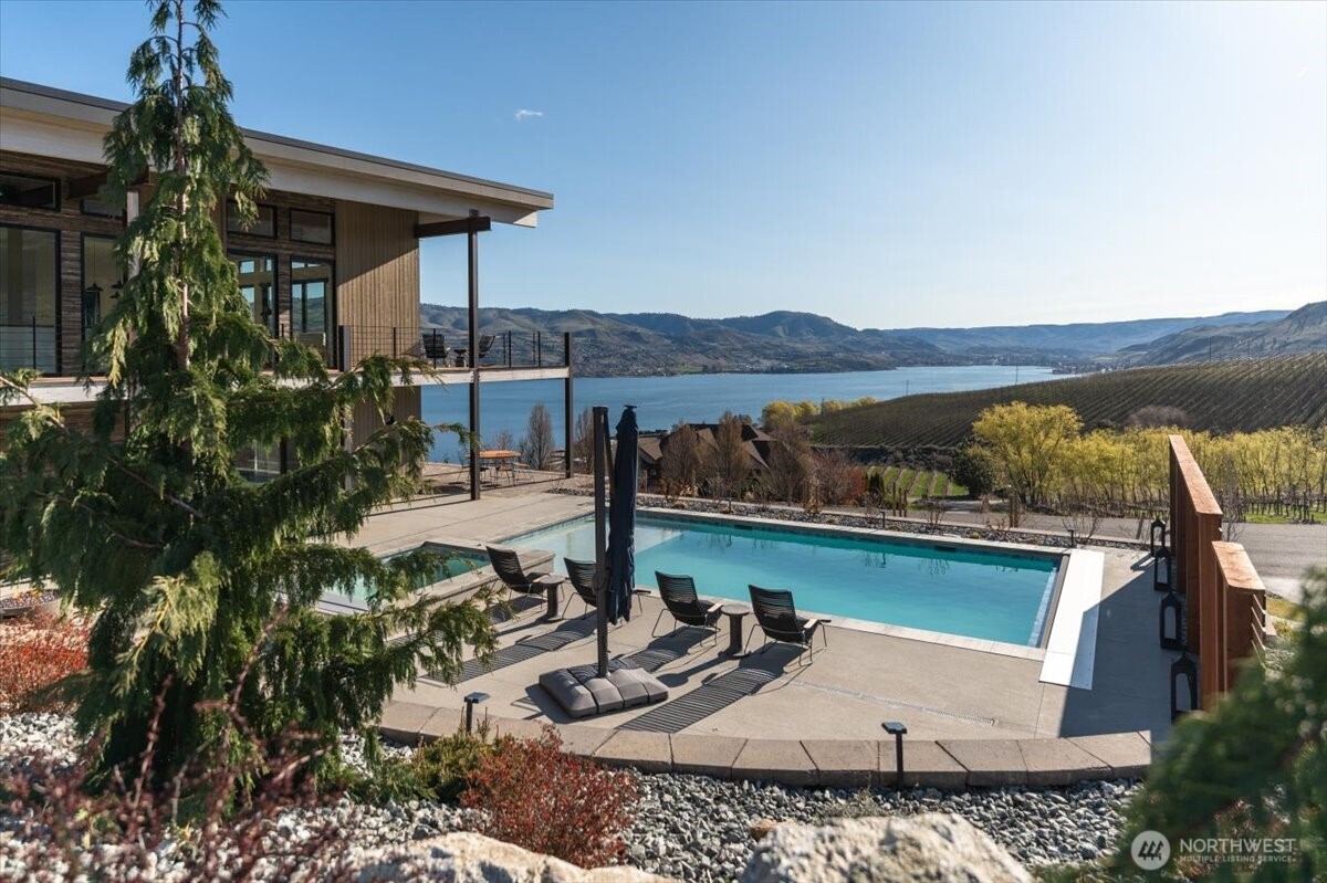 140 Clos Chevalle Road Chelan, WA 98816 - Photo 5 of 40