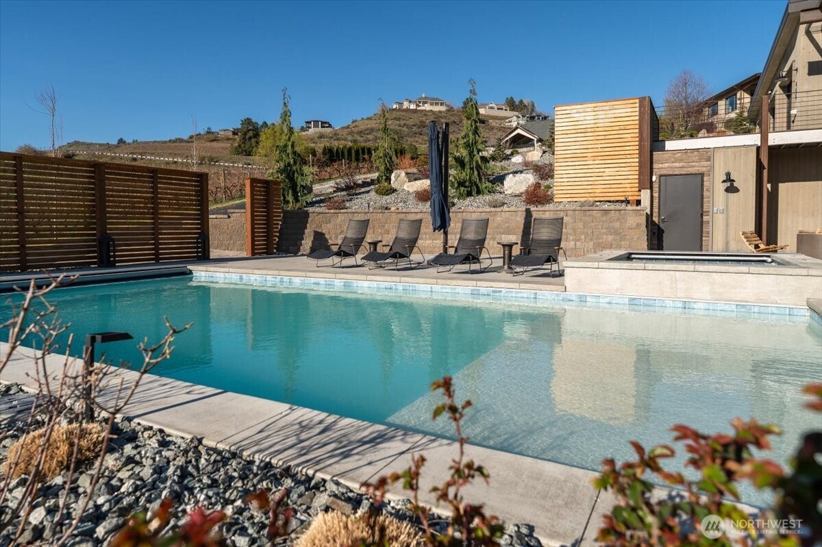 140 Clos Chevalle Road Chelan, WA 98816 - Photo 6 of 40