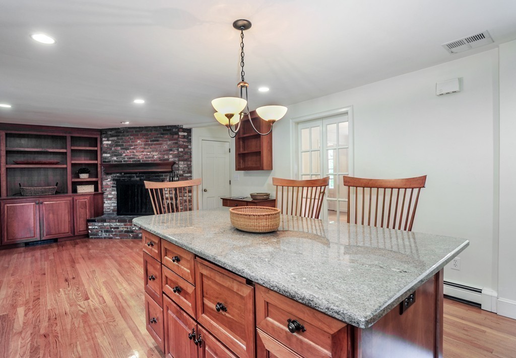 16 Volunteer Road Hingham, MA 02043 - Photo 8 of 22 Gallery Image 8