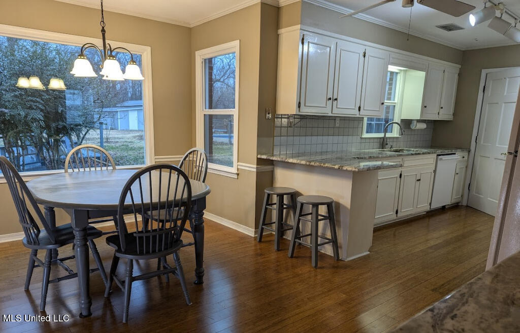 51 West Lake Lee Road Greenville, MS 38701 - Photo 4 of 22 51-W-Lake-Lee-Road-04