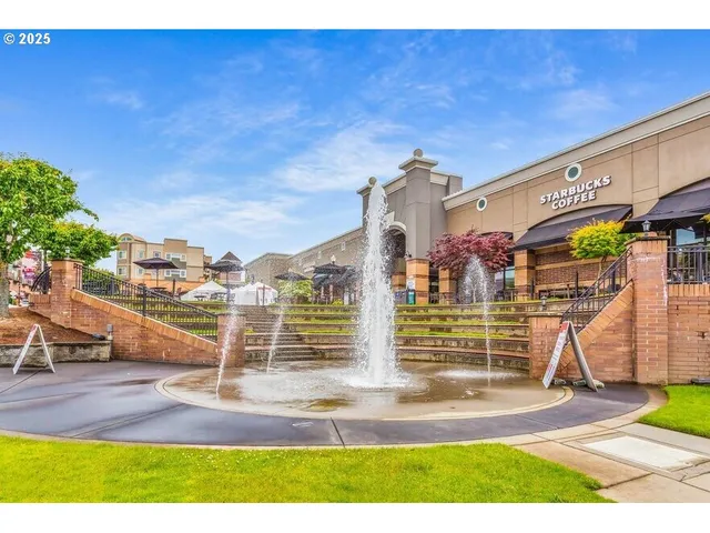 a view of outdoor space