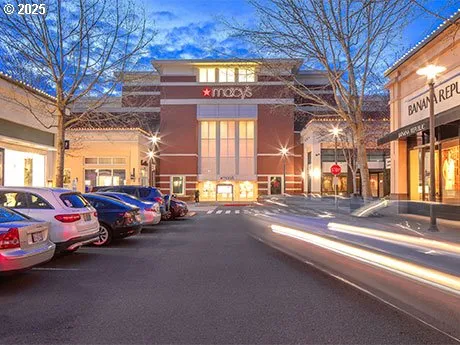 a black and white photo of a living room