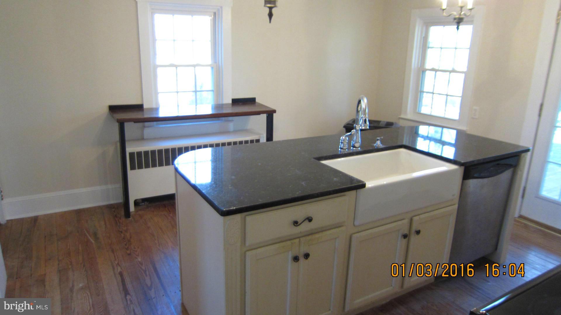 372 Stringtown Road Berryville, VA 22611 - Photo 12 of 20 Kitchen