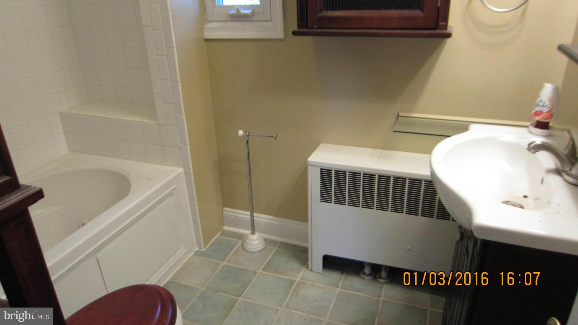372 Stringtown Road Berryville, VA 22611 - Photo 20 of 20 Bath