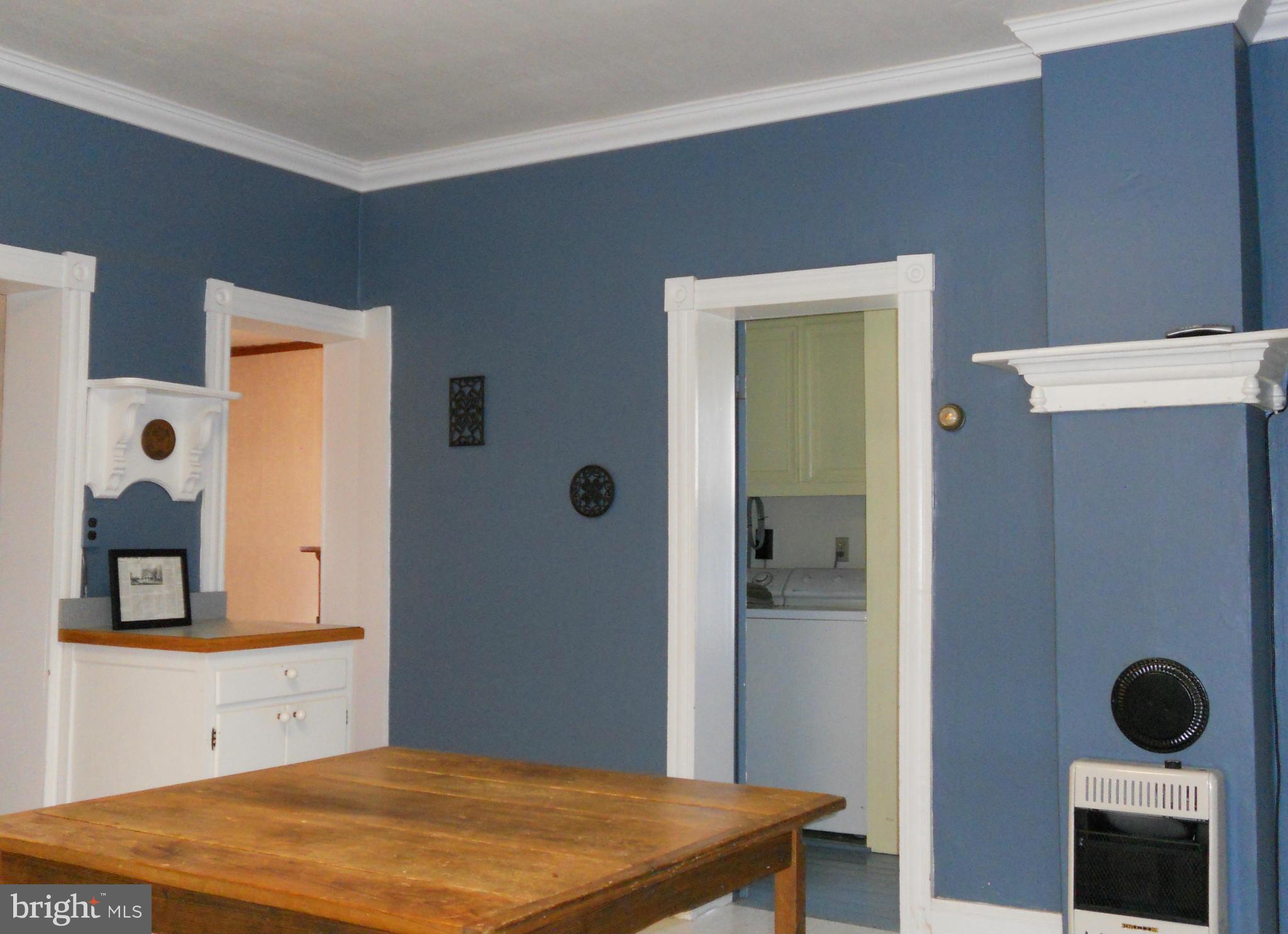 174 Warm Springs Road Winchester, VA 22603 - Photo 3 of 30 Kitchen