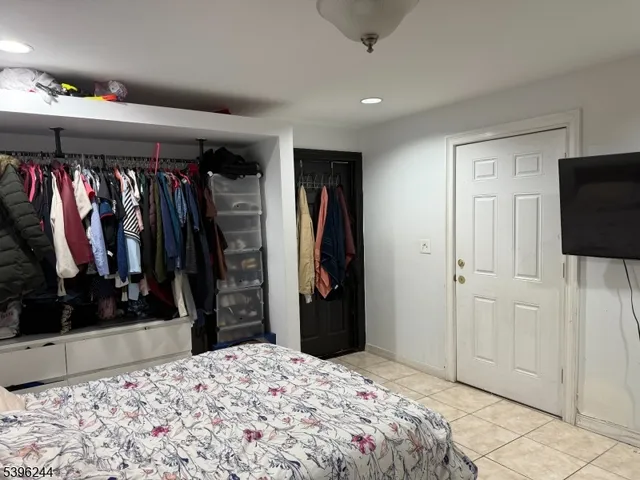 $2,300 | 54 Trenton Avenue, Paterson, NJ 07513