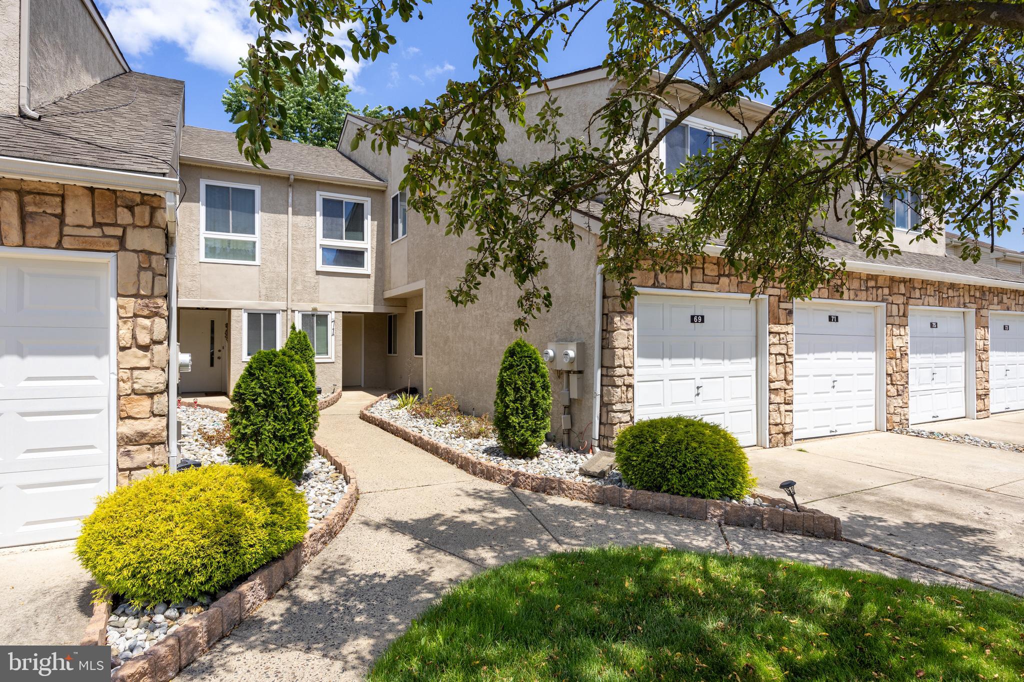 71 Sandra Road Voorhees, NJ 08043 - Photo 1 of 19