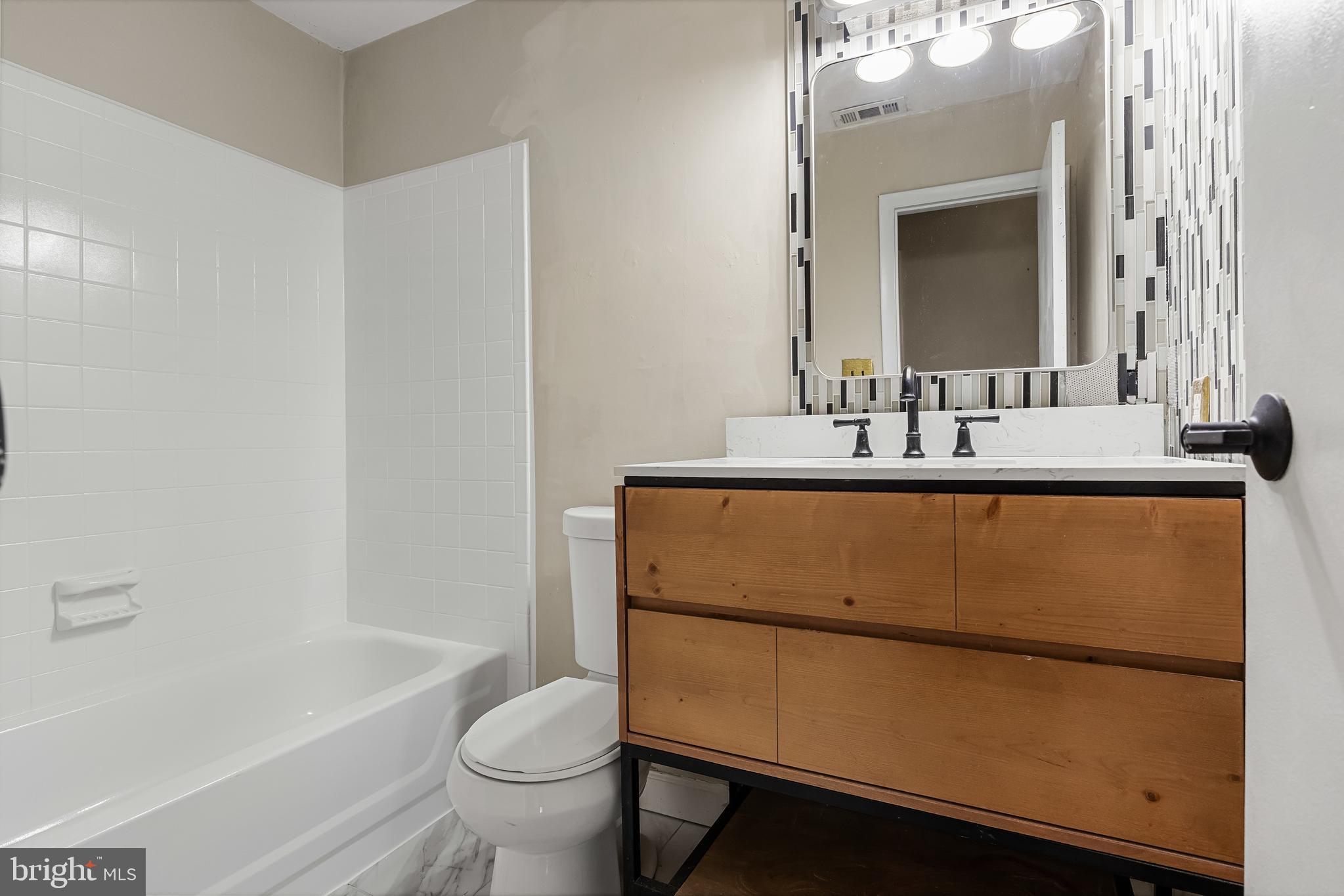 71 Sandra Road Voorhees, NJ 08043 - Photo 11 of 19