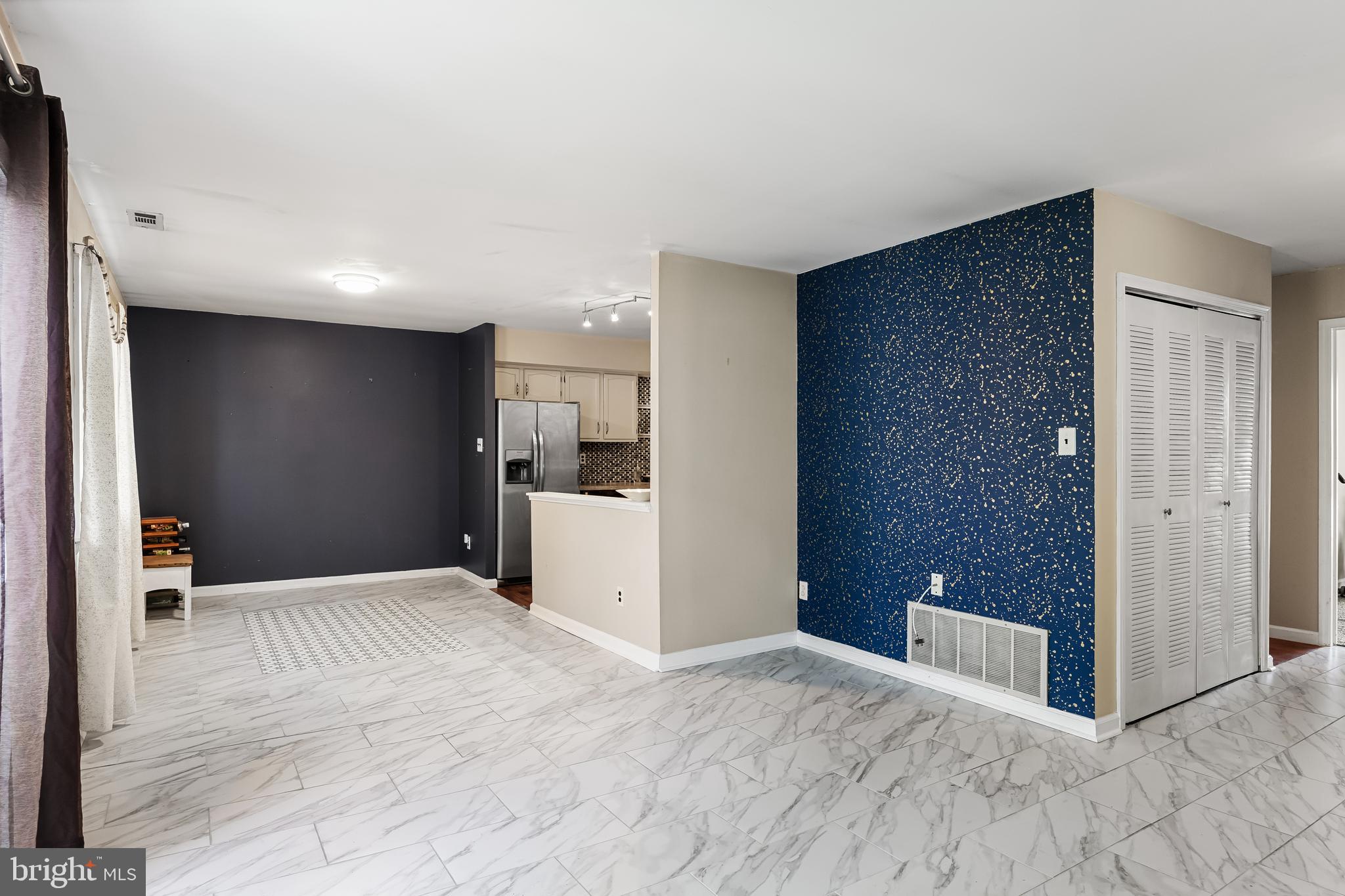 71 Sandra Road Voorhees, NJ 08043 - Photo 4 of 19