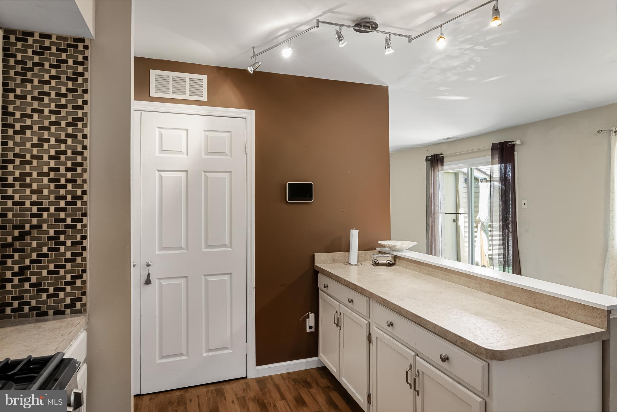 71 Sandra Road Voorhees, NJ 08043 - Photo 9 of 19