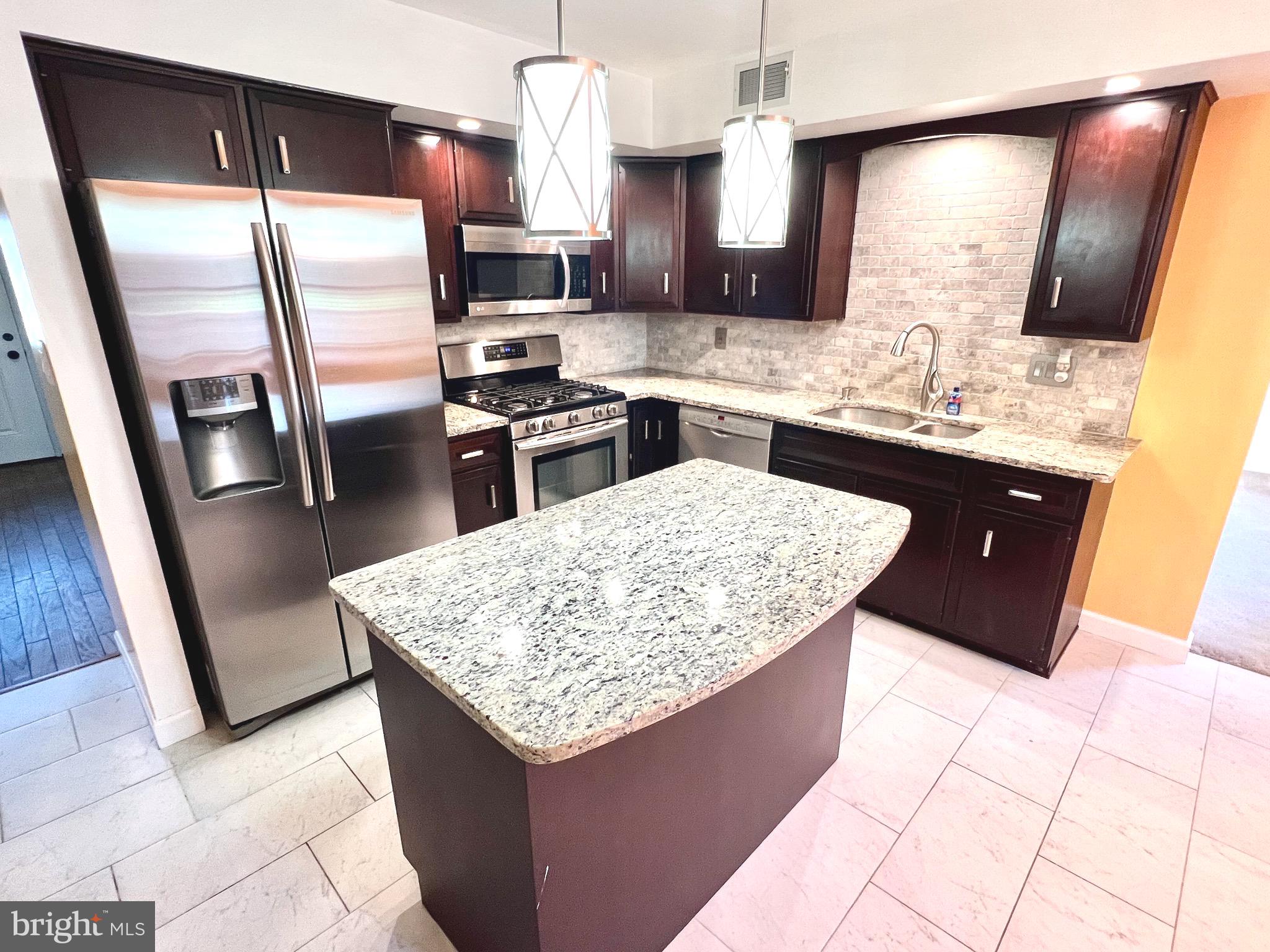 48 Conestoga Drive Sinking Spring, PA 19608 - Photo 9 of 43