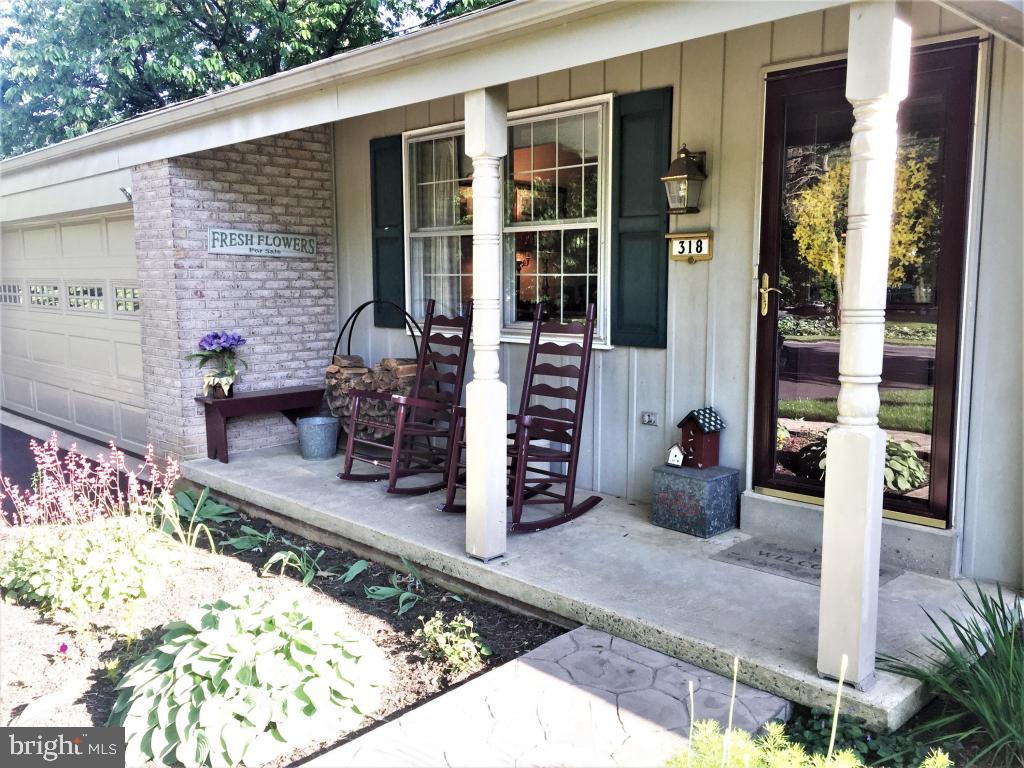 318 East Oregon Road Lititz, PA 17543 - Photo 13 of 38