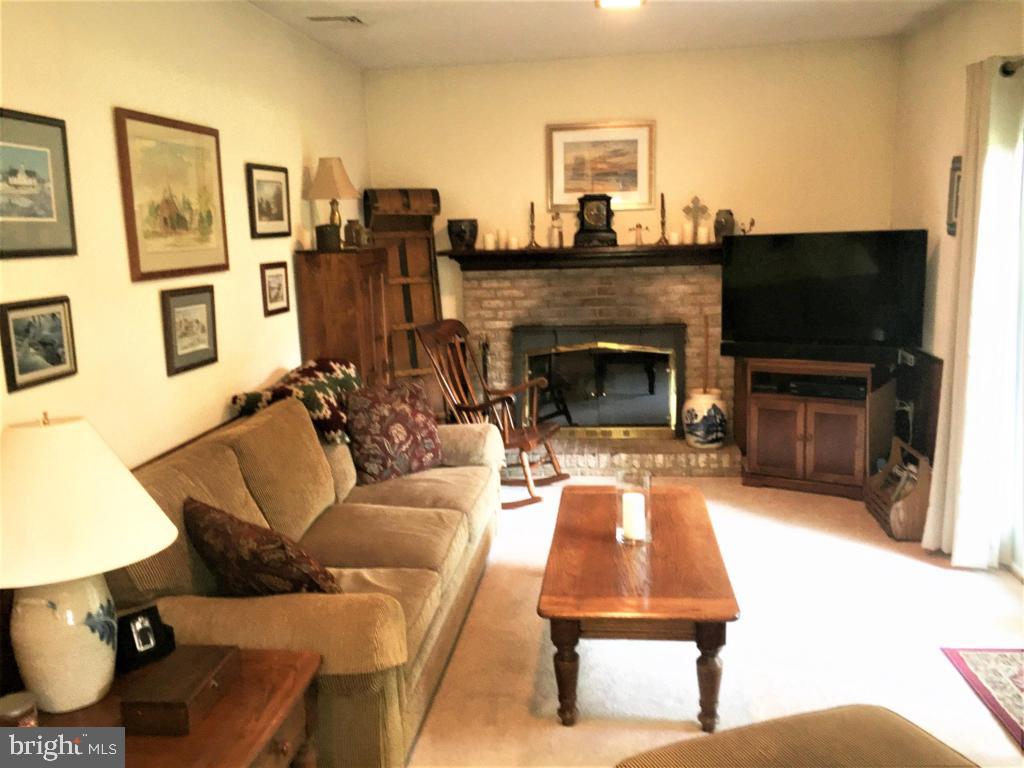 318 East Oregon Road Lititz, PA 17543 - Photo 18 of 38
