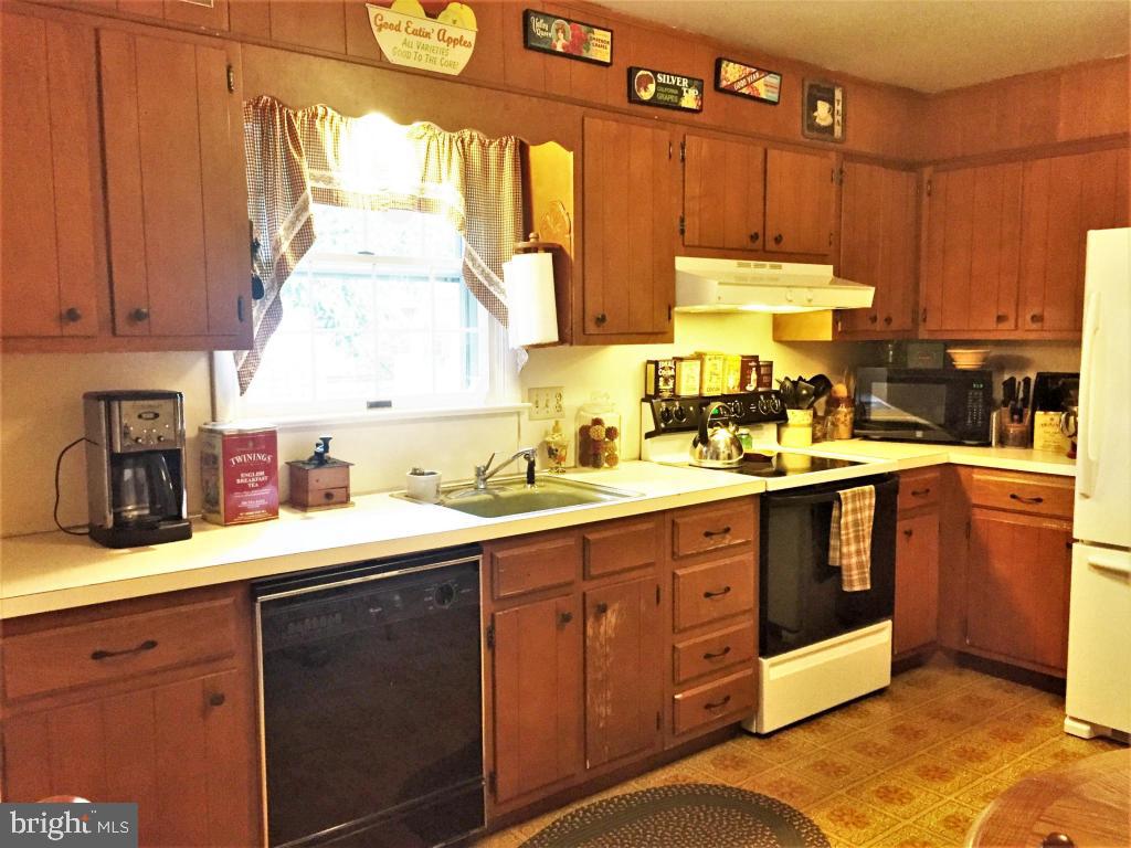 318 East Oregon Road Lititz, PA 17543 - Photo 21 of 38