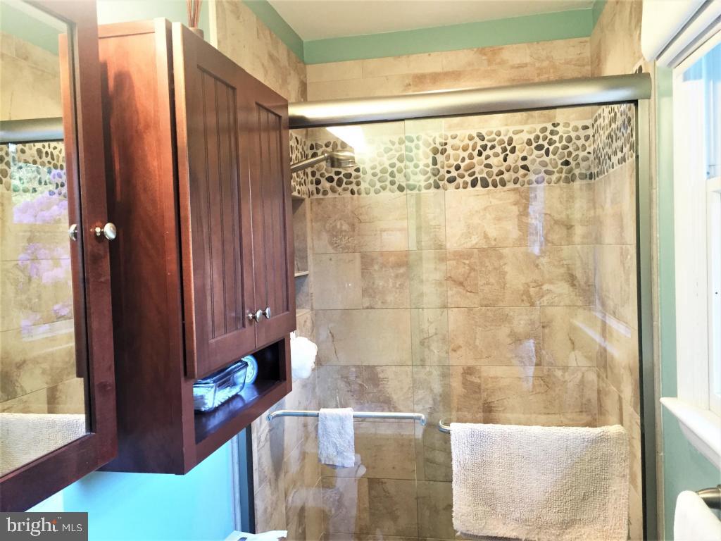 318 East Oregon Road Lititz, PA 17543 - Photo 26 of 38