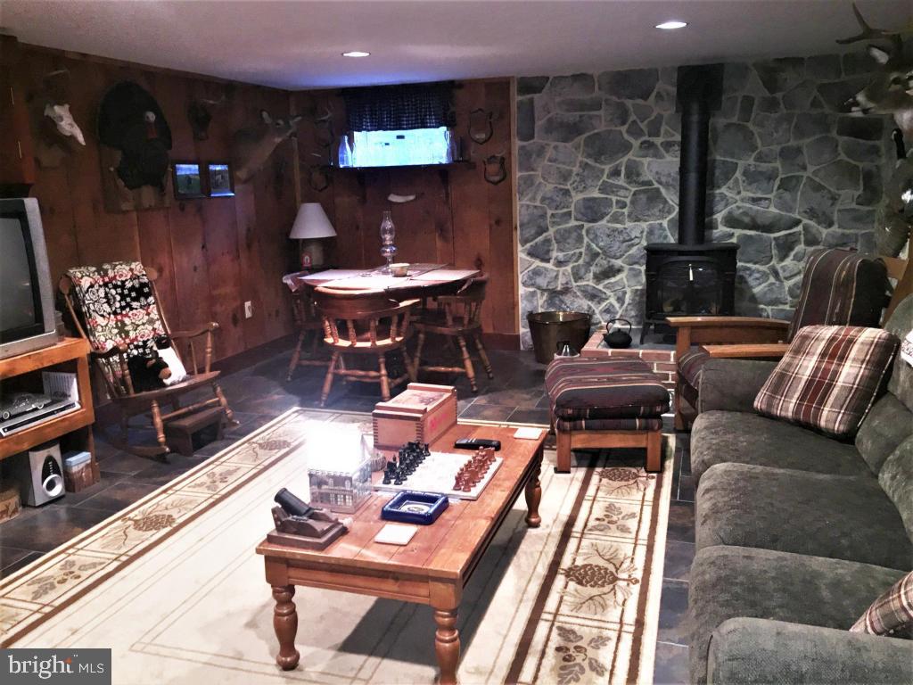 318 East Oregon Road Lititz, PA 17543 - Photo 34 of 38