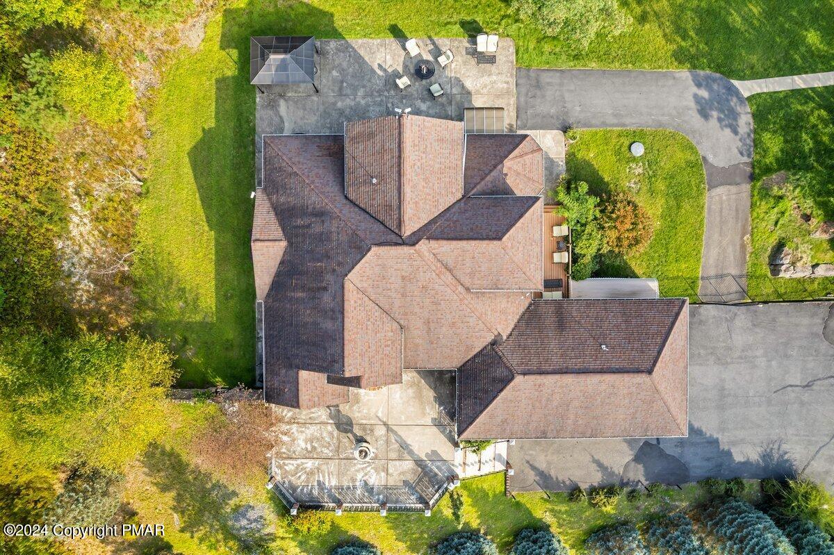 2175 Longview Drive Bushkill, PA 18324 - Photo 44 of 50 an aerial view of a house with large garden and plants